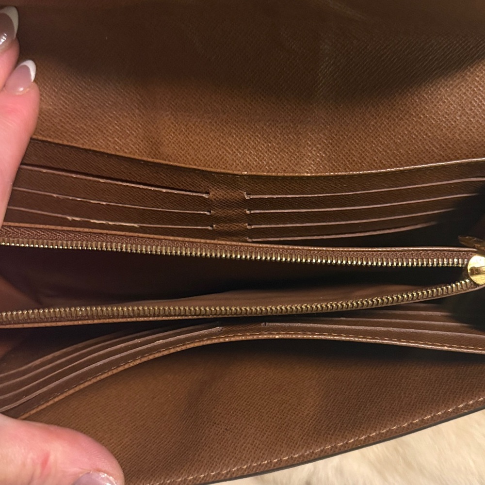 ⭐️Louis Vuitton Monogram Boetie Authentic - Great condition! - Picture 15 of 15